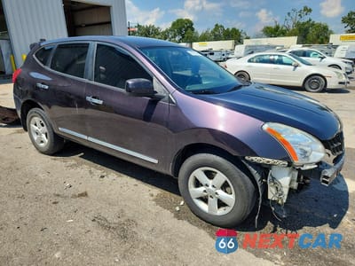 Czwarte zdjęcie samochodu z boku: 2013 NISSAN ROGUE S VIN:JN8AS5MT8DW036574 - miniatura