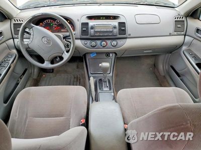 Zdjęcie 8 z 12 samochodu: 2006 TOYOTA CAMRY LE V6 VIN:JTDBF32K360169963 - miniatura
