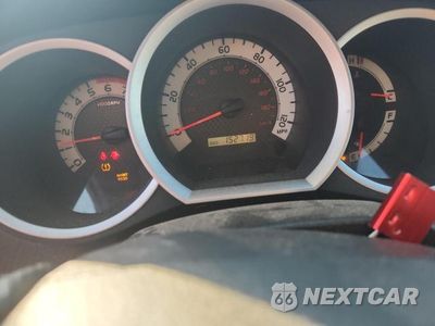 Zdjęcie 9 z 13 samochodu: 2015 TOYOTA TACOMA V6 VIN:3TMLU4EN5FM166839 - miniatura