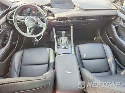 Zdjęcie 8 z 12 samochodu: 2019 MAZDA 3 PREFERRED VIN:JM1BPAMM8K1146702 - miniatura