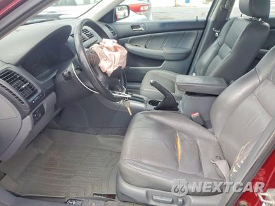 Zdjęcie 7 z 12 samochodu: 2005 HONDA ACCORD EX VIN:1HGCM66515A060637 - miniatura