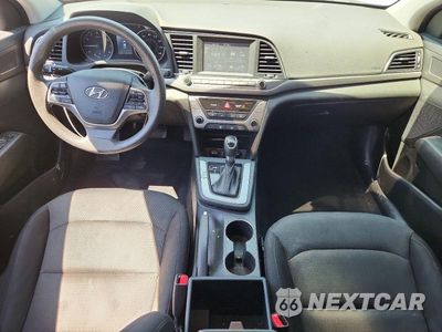 Zdjęcie 8 z 12 samochodu: 2018 HYUNDAI ELANTRA SEL VIN:5NPD84LF3JH342872 - miniatura