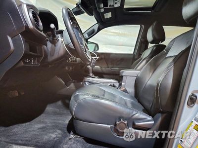 Zdjęcie 7 z 13 samochodu: 2019 TOYOTA TACOMA TRD SPORT VIN:3TMCZ5AN1KM218247 - miniatura