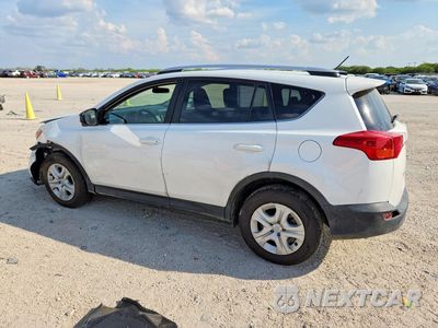 Drugie zdjęcie samochodu z przodu: 2015 TOYOTA RAV4 LE VIN:JTMZFREV1FD055461 - miniatura