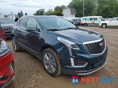 Czwarte zdjęcie samochodu z boku: 2025 CADILLAC XT5 PREMIUM LUXURY VIN:1GYKNDR45SZ156017 - miniatura