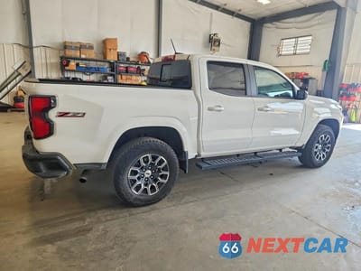 Trzecie zdjęcie samochodu z tyłu: 2024 CHEVROLET COLORADO Z71 VIN:1GCPTDEK6R1241026 - miniatura