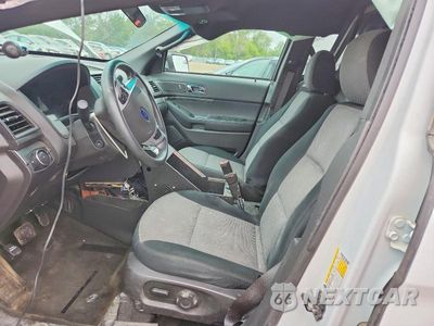 Zdjęcie 7 z 14 samochodu: 2014 FORD EXPLORER POLICE INTERCEPTOR VIN:1FM5K8AR5EGA70714 - miniatura