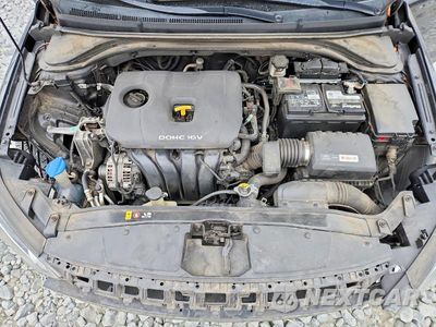 Zdjęcie 11 z 12 samochodu: 2017 HYUNDAI ELANTRA VALUE EDITION VIN:5NPD84LF5HH120490 - miniatura