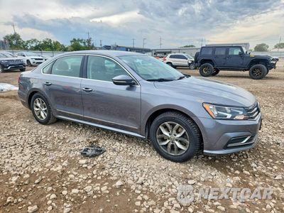 Czwarte zdjęcie samochodu z boku: 2017 VOLKSWAGEN PASSAT S VIN:1VWAT7A33HC029416 - miniatura