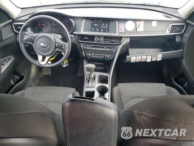 Zdjęcie 8 z 12 samochodu: 2018 KIA OPTIMA LX VIN:5XXGT4L36JG261765 - miniatura