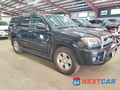 Czwarte zdjęcie samochodu z boku: 2007 TOYOTA 4RUNNER SR5 VIN:JTEBT14R570066239 - miniatura
