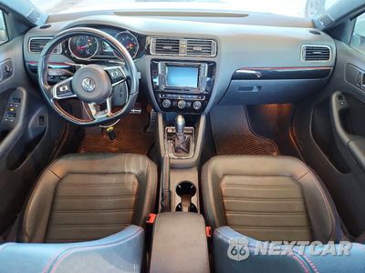 Zdjęcie 8 z 13 samochodu: 2017 VOLKSWAGEN JETTA GLI VIN:3VW4T7AJ9HM213334 - miniatura