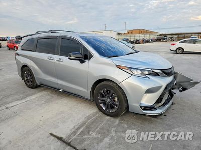 Czwarte zdjęcie samochodu z boku: 2024 TOYOTA SIENNA XSE 7-PASSENGER VIN:5TDCSKFC8RS108963 - miniatura