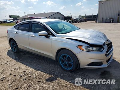 Czwarte zdjęcie samochodu z boku: 2014 FORD FUSION S VIN:1FA6P0G77E5407239 - miniatura