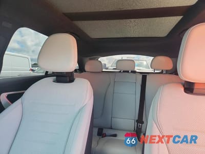Zdjęcie 10 z 14 samochodu: 2023 MERCEDES-BENZ GLC 300 VIN:W1NKM4GB4PF053036 - miniatura