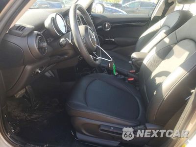 Zdjęcie 7 z 12 samochodu: 2019 MINI COOPER VIN:WMWXU1C56K2J02312 - miniatura
