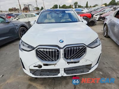 Piąte zdjęcie samochodu w środku: 2026 BMW X3 30 XDRIVE VIN:5UX53GP04T9241490 - miniatura