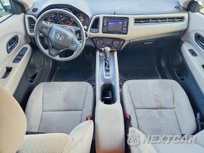 Zdjęcie 8 z 12 samochodu: 2016 HONDA HR-V LX VIN:3CZRU6H33GM766819 - miniatura