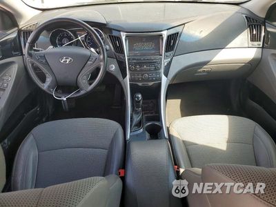 Zdjęcie 8 z 12 samochodu: 2014 HYUNDAI SONATA SE 2.0T VIN:5NPEC4AB7EH866079 - miniatura