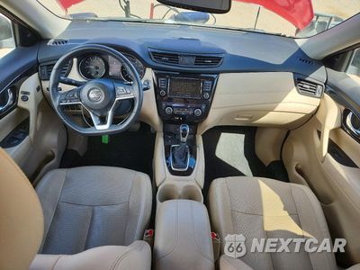 Zdjęcie 8 z 13 samochodu: 2020 NISSAN ROGUE SL VIN:5N1AT2MV0LC795871 - miniatura