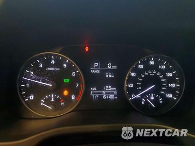Zdjęcie 9 z 12 samochodu: 2017 HYUNDAI ELANTRA SE VIN:5NPD74LF9HH070194 - miniatura