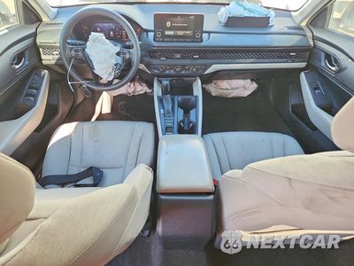 Zdjęcie 8 z 13 samochodu: 2023 HONDA ACCORD EX VIN:1HGCY1F32PA021290 - miniatura