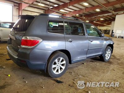 Trzecie zdjęcie samochodu z tyłu: 2011 TOYOTA HIGHLANDER SE VIN:5TDBK3EH9BS079980 - miniatura