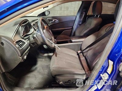 Zdjęcie 7 z 12 samochodu: 2015 CHRYSLER 200 LIMITED VIN:1C3CCCAB1FN594717 - miniatura