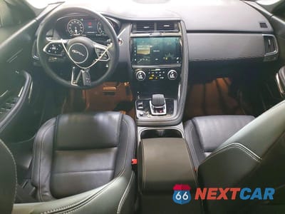 Zdjęcie 8 z 14 samochodu: 2024 JAGUAR E-PACE R-DYNAMIC SE VIN:SADFL2FX5R1049465 - miniatura