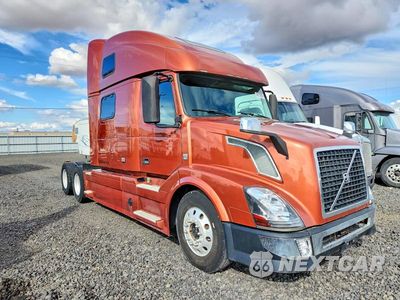 Zdjęcie 13 z 13 samochodu: 2016 VOLVO VNL SEMI TRUCK VIN:4V4NC9EG9GN931590 - miniatura
