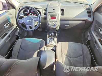 Zdjęcie 8 z 12 samochodu: 2013 KIA SOUL + VIN:KNDJT2A61D7757965 - miniatura