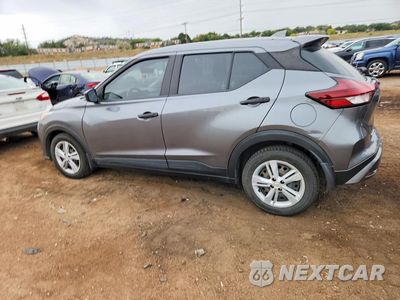 Drugie zdjęcie samochodu z przodu: 2022 NISSAN KICKS S VIN:3N1CP5BV3NL474455 - miniatura