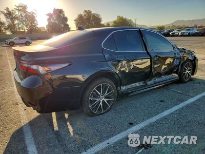 Trzecie zdjęcie samochodu z tyłu: 2024 TOYOTA CAMRY SE VIN:4T1G11AK4RU857537 - miniatura