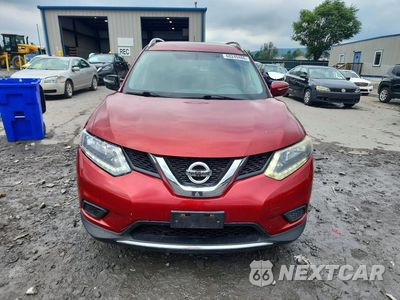 Piąte zdjęcie samochodu w środku: 2014 NISSAN ROGUE SV VIN:5N1AT2MV8EC808904 - miniatura