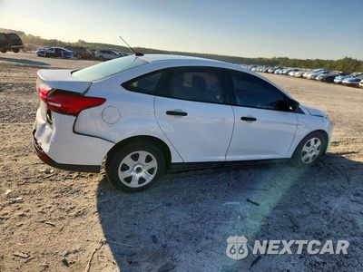 Trzecie zdjęcie samochodu z tyłu: 2018 FORD FOCUS S VIN:1FADP3E20JL255875 - miniatura