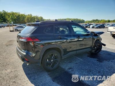 Trzecie zdjęcie samochodu z tyłu: 2024 TOYOTA COROLLA CROSS HYBRID NIGHTSHADE VIN:7MUFBABG0RV057545 - miniatura