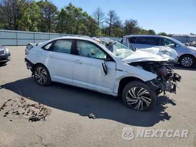 Czwarte zdjęcie samochodu z boku: 2021 VOLKSWAGEN JETTA SEL VIN:3VWE57BU1MM004154 - miniatura