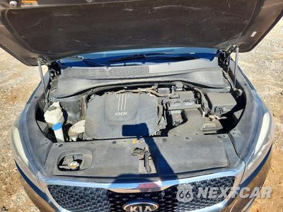 Zdjęcie 12 z 13 samochodu: 2016 KIA SORENTO EX VIN:5XYPH4A56GG111701 - miniatura