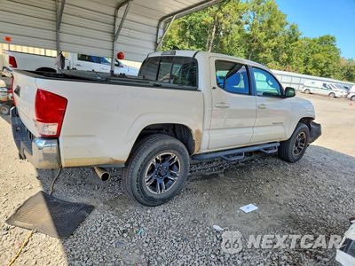Trzecie zdjęcie samochodu z tyłu: 2016 TOYOTA TACOMA SR5 V6 VIN:3TMAZ5CN1GM001826 - miniatura