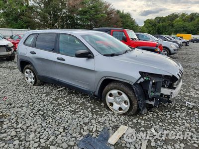 Czwarte zdjęcie samochodu z boku: 2015 JEEP CHEROKEE SPORT VIN:1C4PJLAB6FW700950 - miniatura
