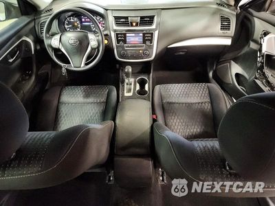 Zdjęcie 8 z 12 samochodu: 2016 NISSAN ALTIMA 2.5 S VIN:1N4AL3AP7GC168001 - miniatura