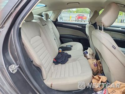 Zdjęcie 10 z 12 samochodu: 2020 FORD FUSION S VIN:3FA6P0G76LR107220 - miniatura