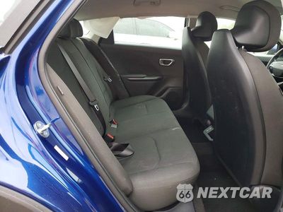 Zdjęcie 10 z 12 samochodu: 2026 KIA K4 LXS VIN:3KPFT4DE7TE296788 - miniatura