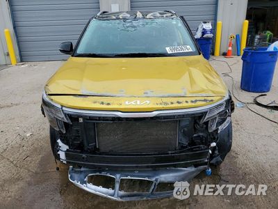 Piąte zdjęcie samochodu w środku: 2023 KIA SELTOS S VIN:KNDEU2AA2P7399329 - miniatura