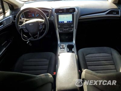 Zdjęcie 8 z 12 samochodu: 2019 FORD FUSION SE VIN:3FA6P0T92KR239753 - miniatura