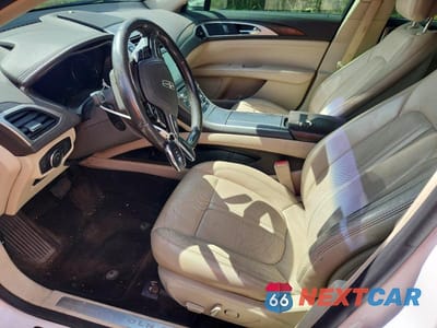 Zdjęcie 7 z 12 samochodu: 2017 LINCOLN MKZ RESERVE VIN:3LN6L5F95HR622654 - miniatura
