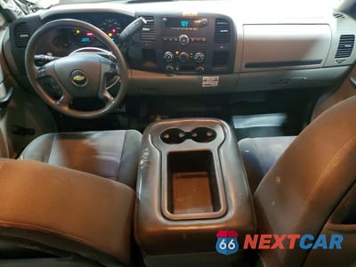 Zdjęcie 8 z 12 samochodu: 2013 CHEVROLET SILVERADO K1500 VIN:1GCRKPE09DZ167882 - miniatura