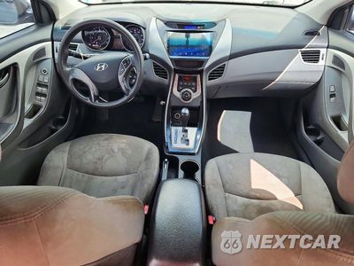 Zdjęcie 8 z 12 samochodu: 2013 HYUNDAI ELANTRA GLS VIN:5NPDH4AEXDH217821 - miniatura