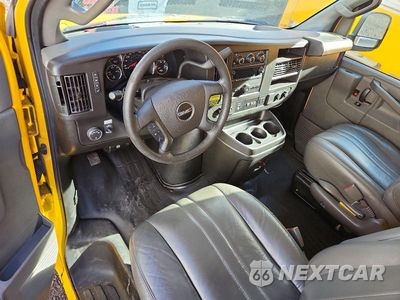 Zdjęcie 8 z 13 samochodu: 2022 GMC SAVANA BOX TRUCK VIN:1GD07RFP2N1161922 - miniatura