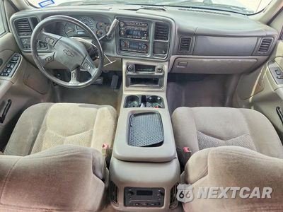 Zdjęcie 8 z 13 samochodu: 2005 CHEVROLET AVALANCHE C1500 VIN:3GNEC12Z55G209579 - miniatura